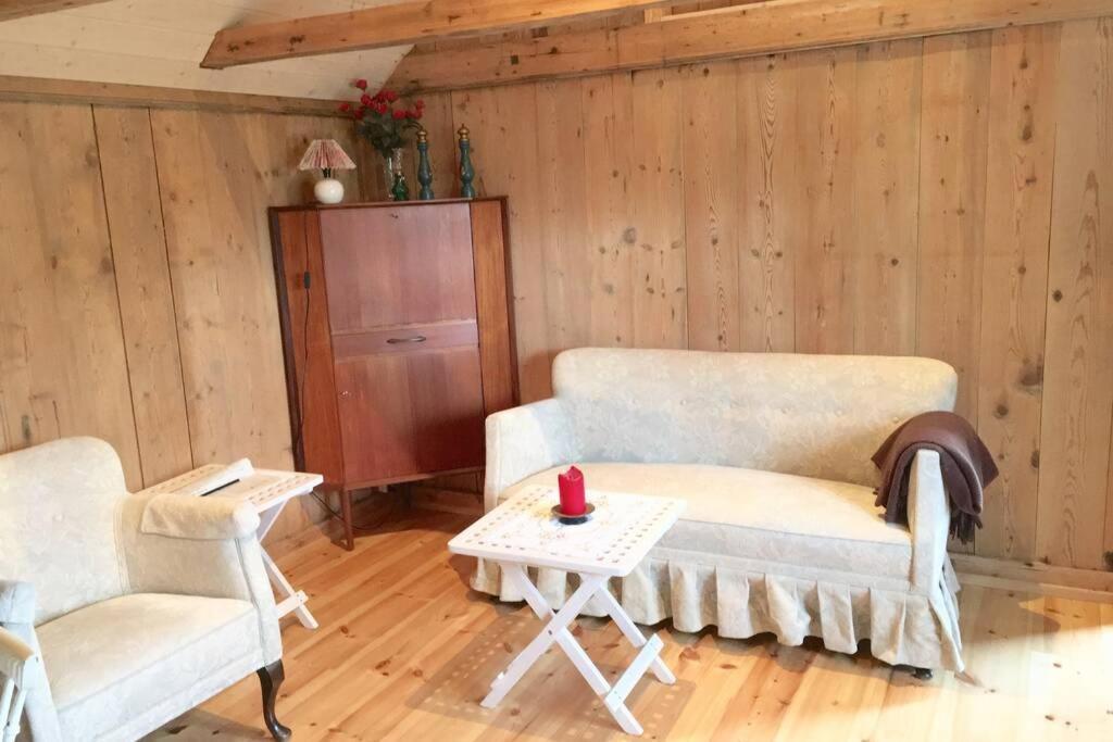 Charming Old Style Shanty Hvalba 外观 照片